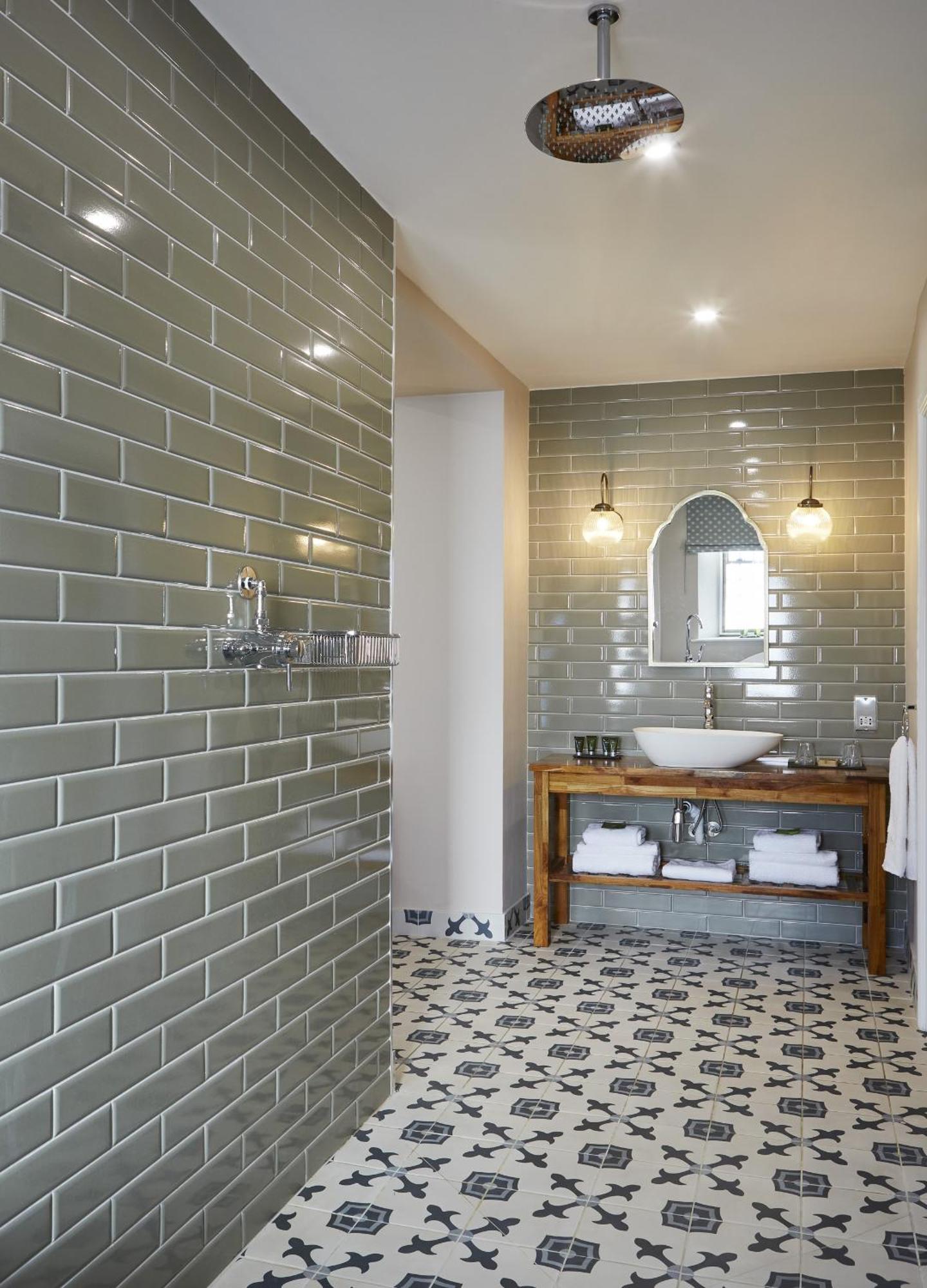 The Old New Inn Bourton-on-the-Water Room photo